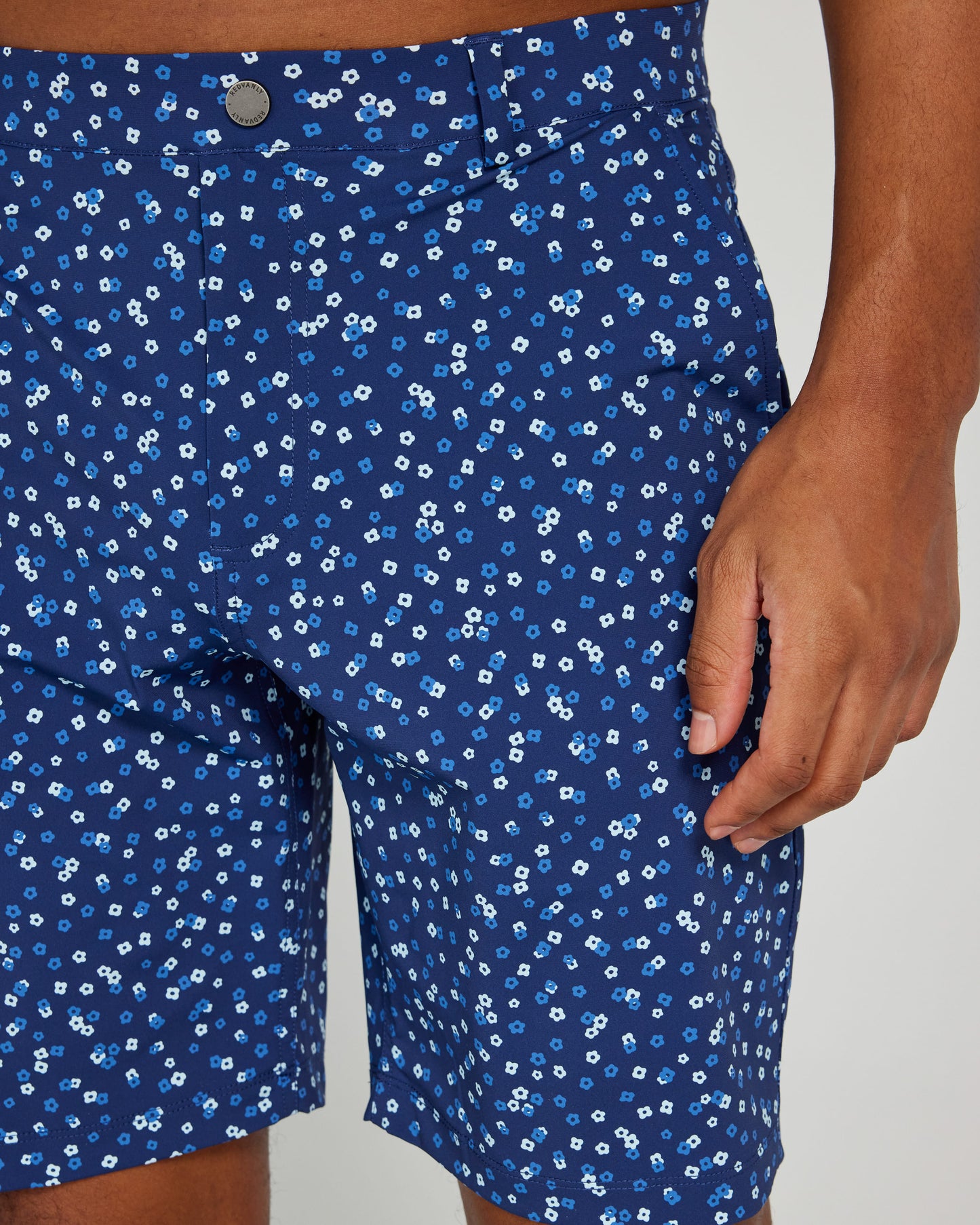 Hanover Mini Floral Pull-On Short in Navy