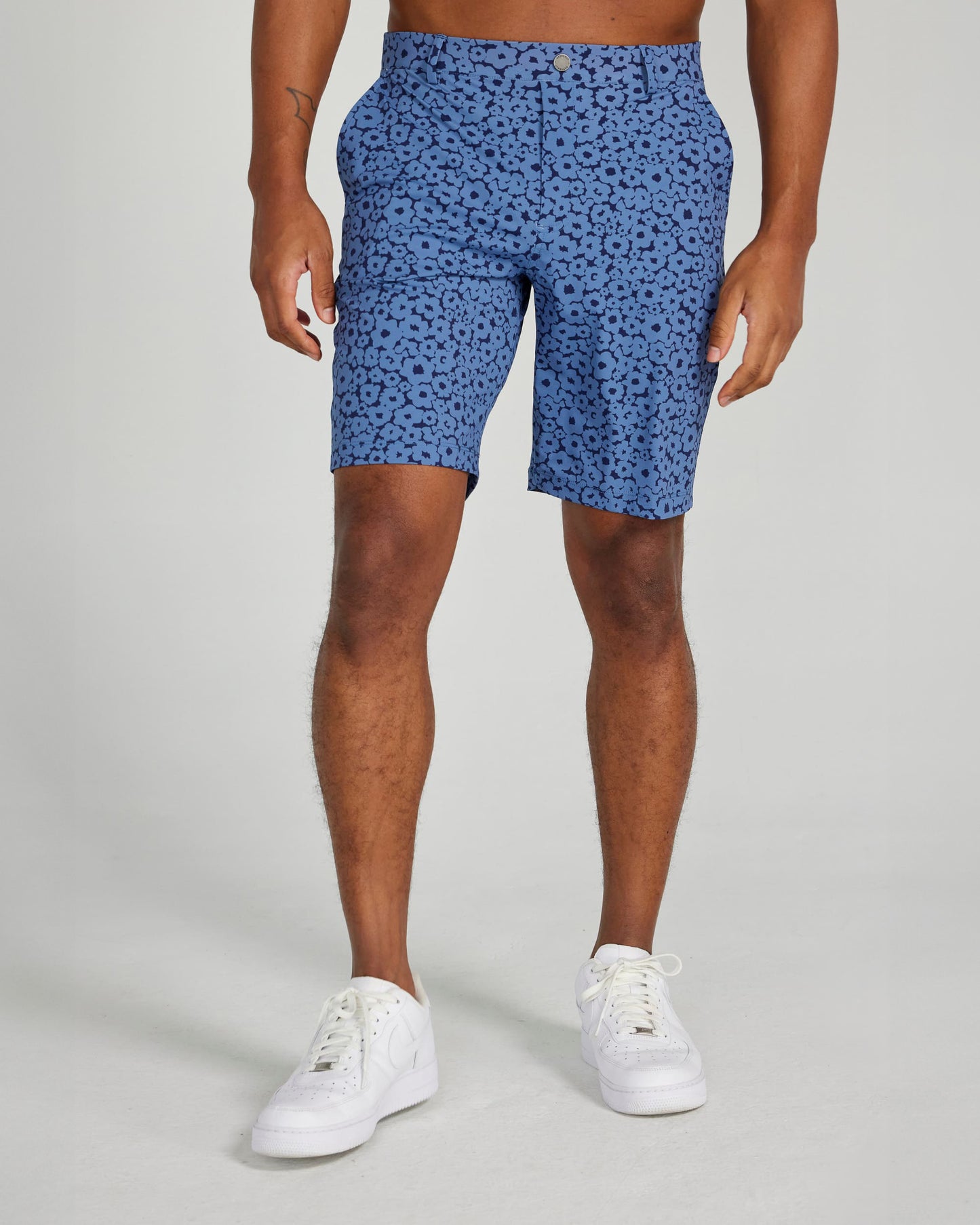 Hanover Meadow Pull-On Short in Navy