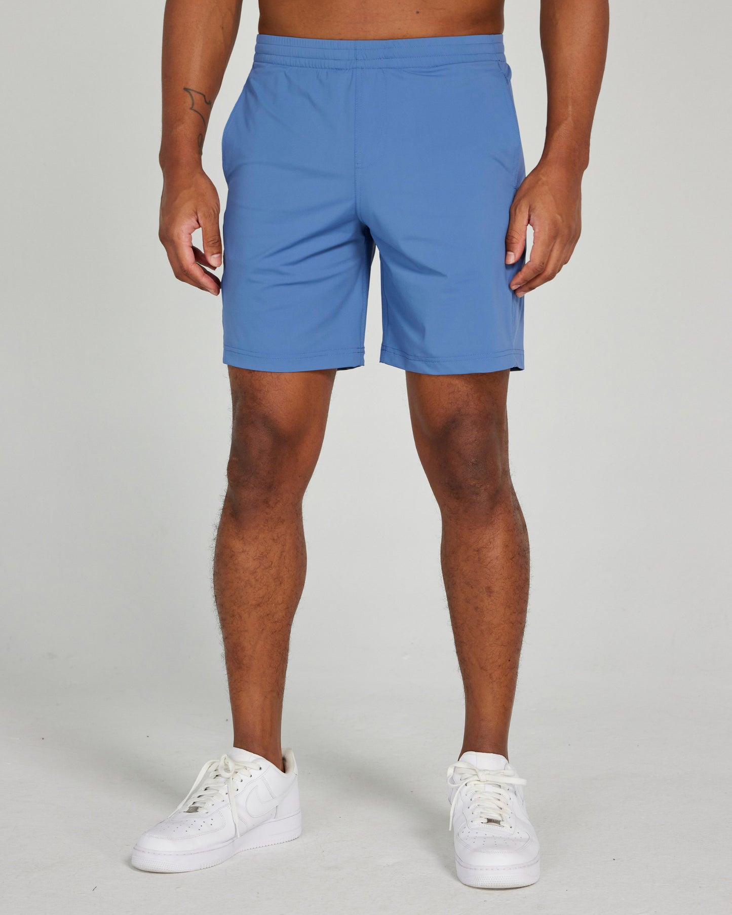 Image of the byron tennis short in blue horizon 1
