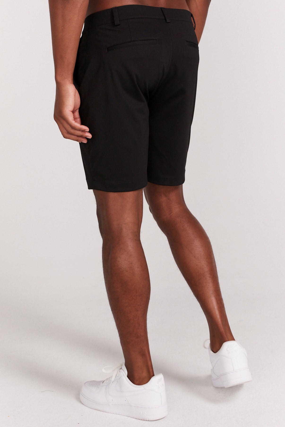 Varick Pull-On Short in Tuxedo – REDVANLY