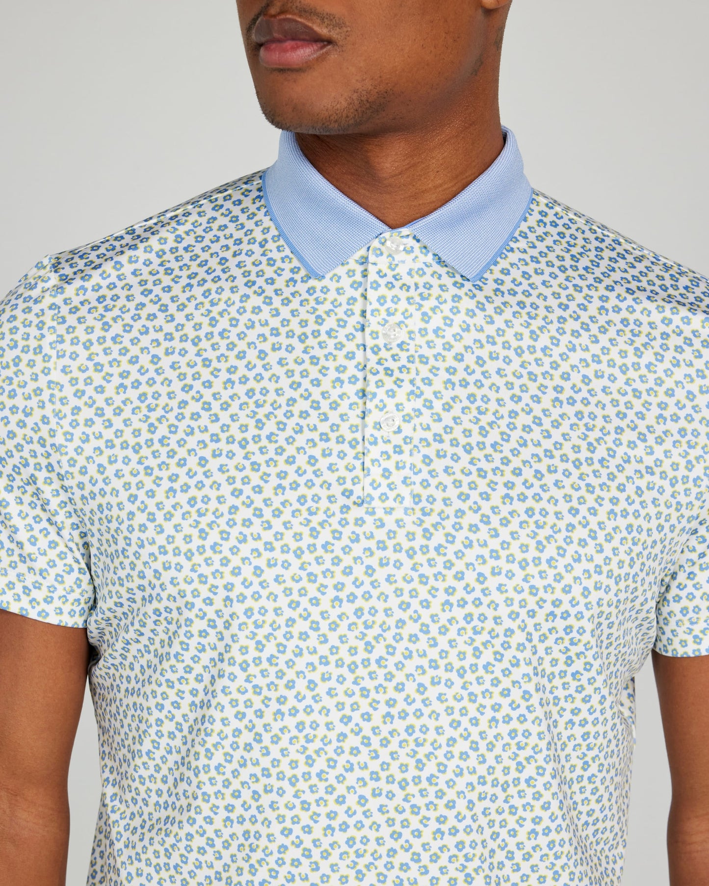 Windsor Polo in Bright White/Blue Multi