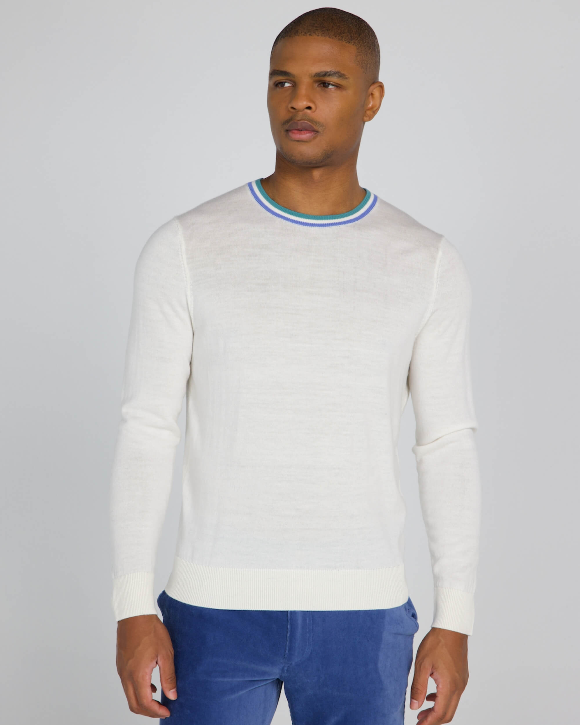 Cream crewneck sweater sale